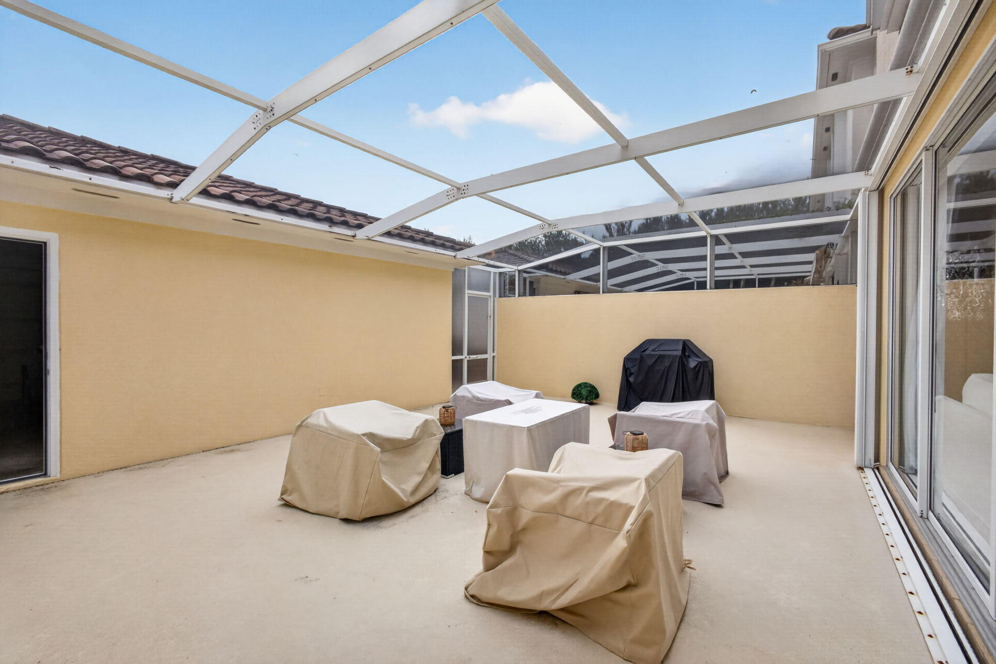 SAN PALERMO - Residential Lease