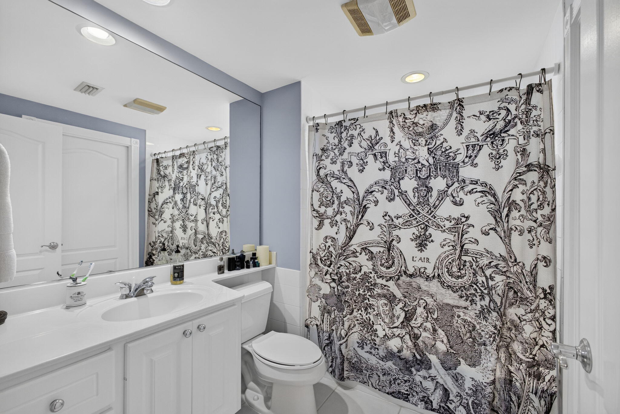 SAN PALERMO - Residential Lease