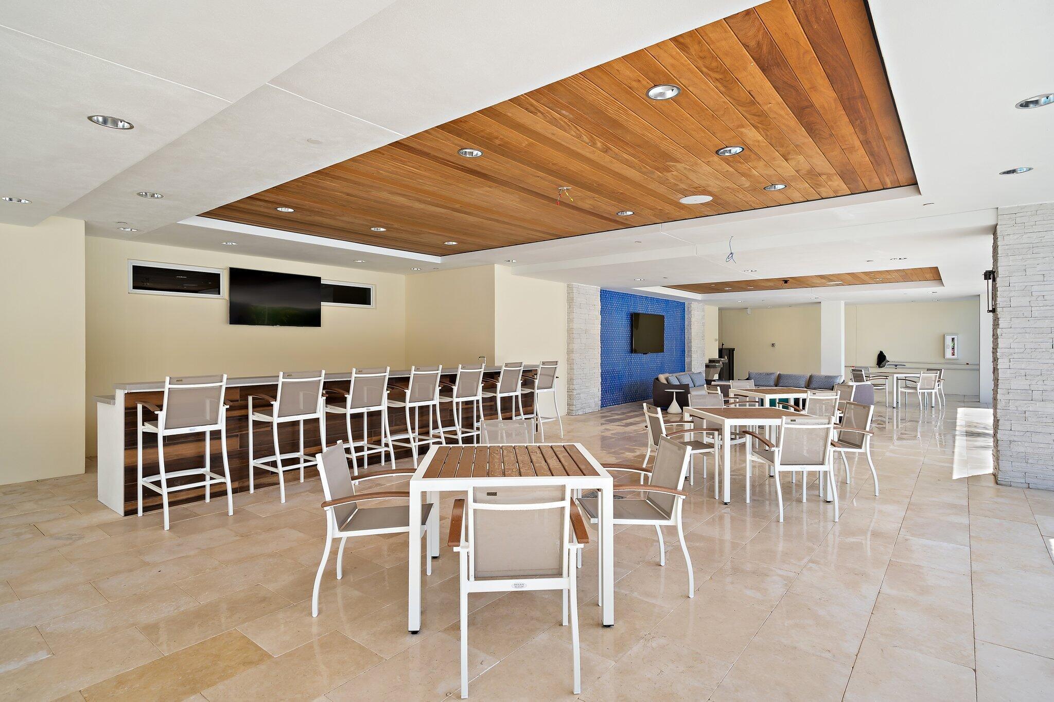 AZURE CONDO - Residential