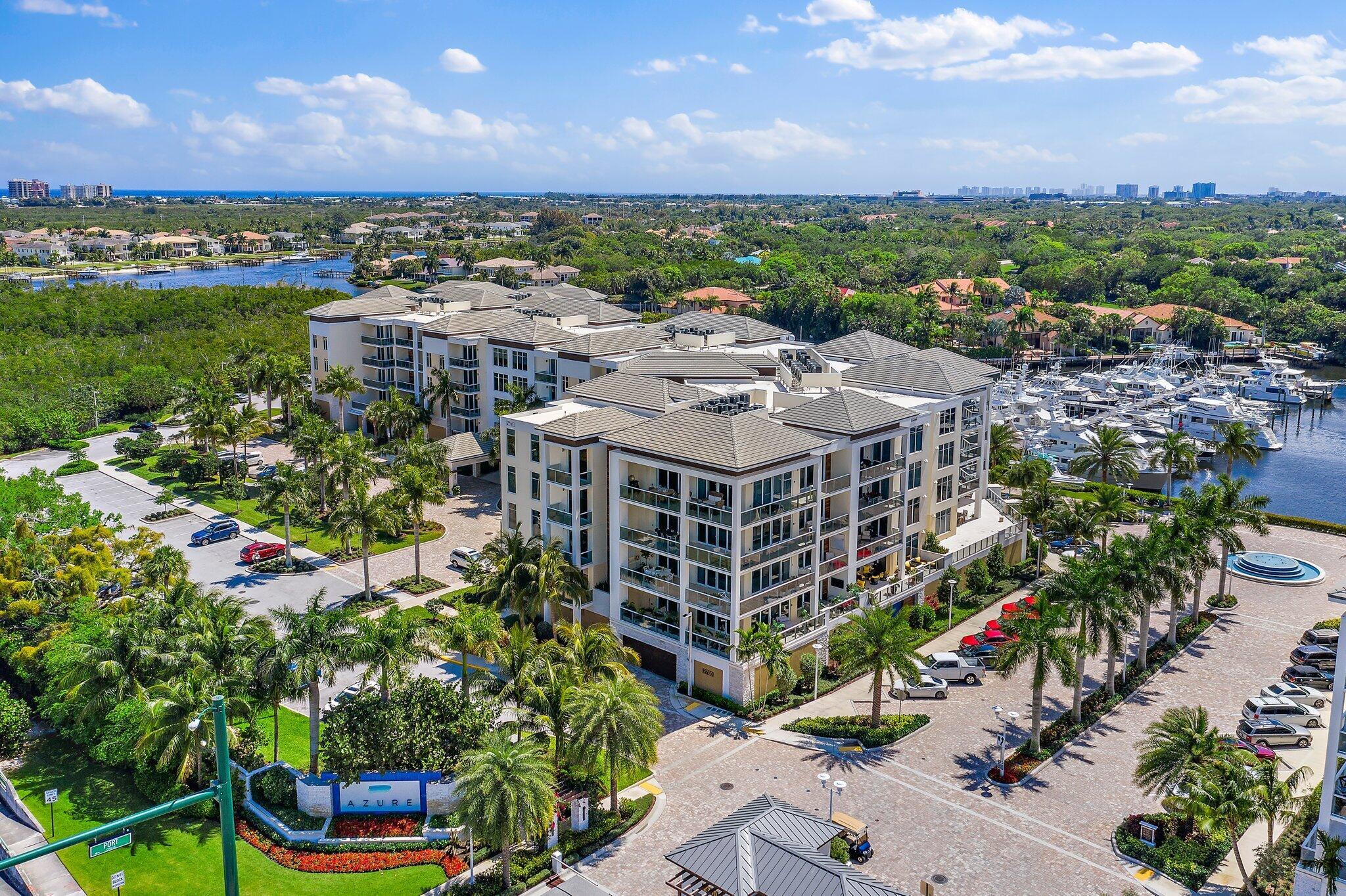 AZURE CONDO - Residential