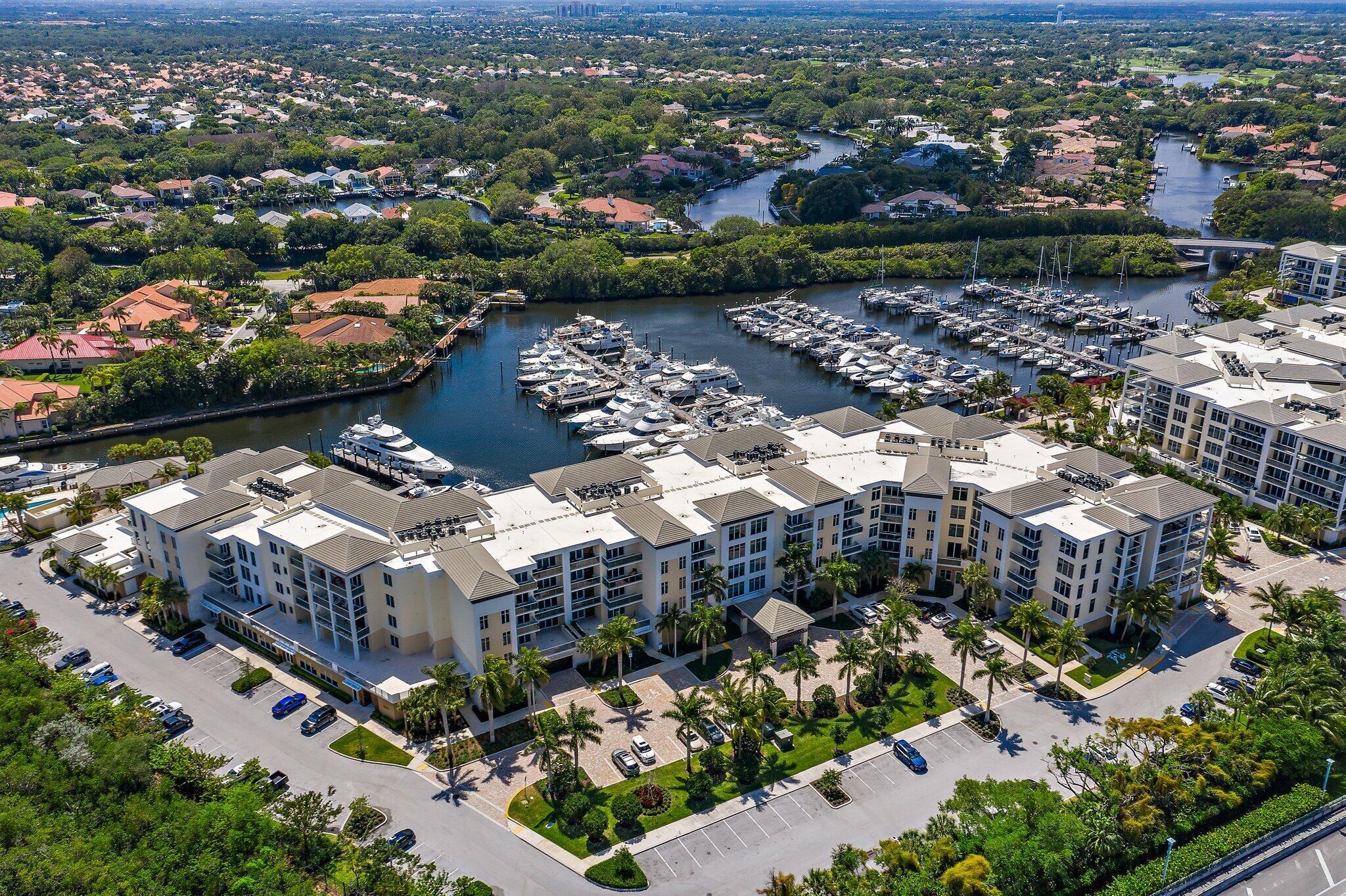 AZURE CONDO - Residential
