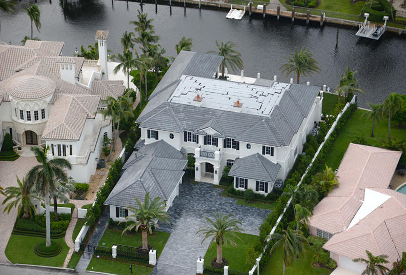 ROYAL PALM YACHT & COUNTRY CLUB - Residential
