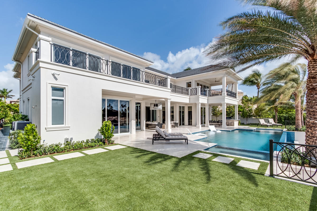 ROYAL PALM YACHT & COUNTRY CLUB - Residential