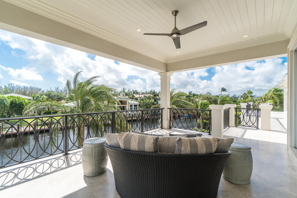 ROYAL PALM YACHT & COUNTRY CLUB - Residential