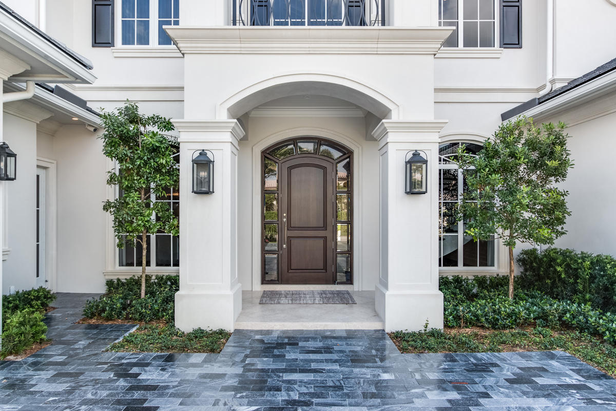 ROYAL PALM YACHT & COUNTRY CLUB - Residential