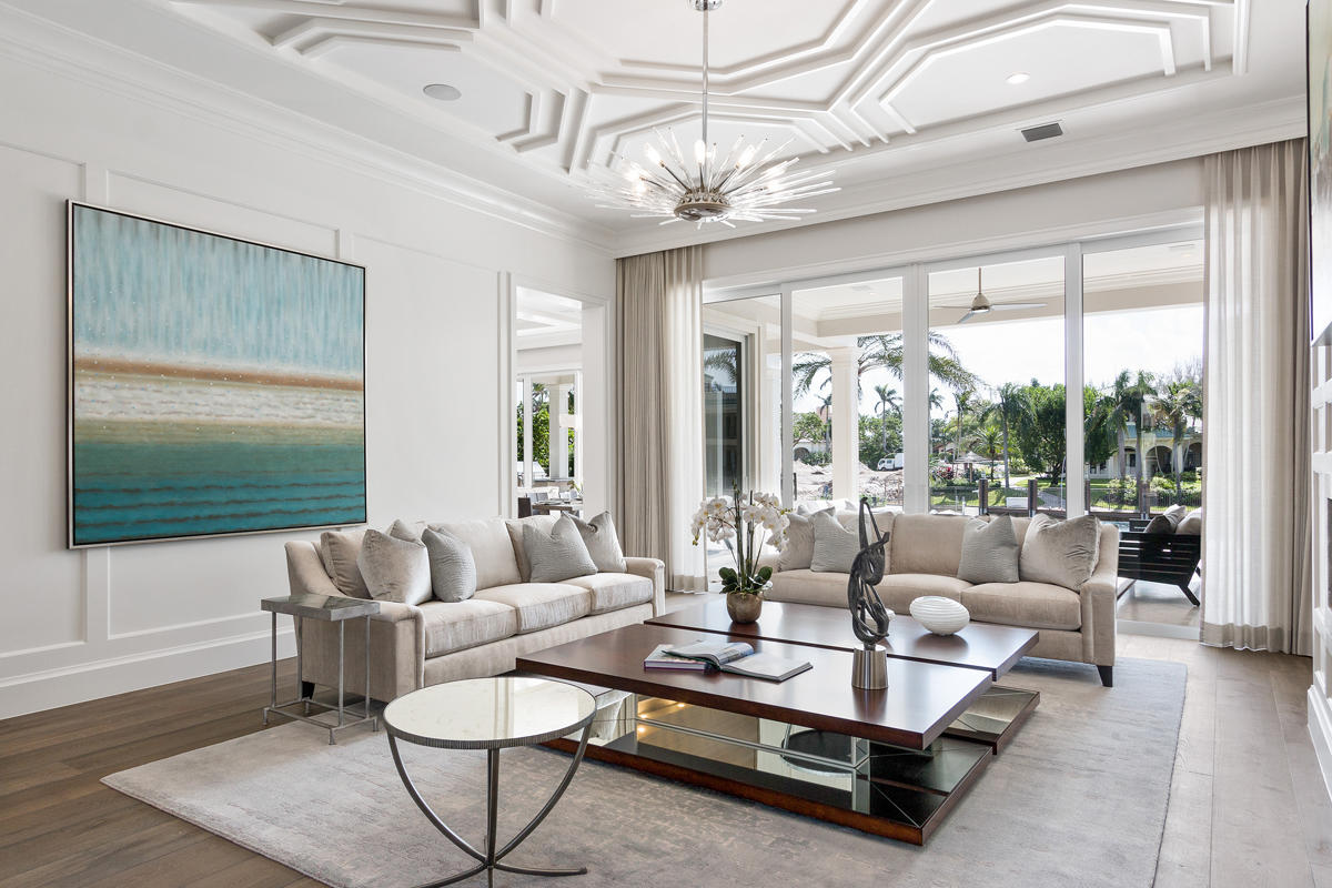 ROYAL PALM YACHT & COUNTRY CLUB - Residential