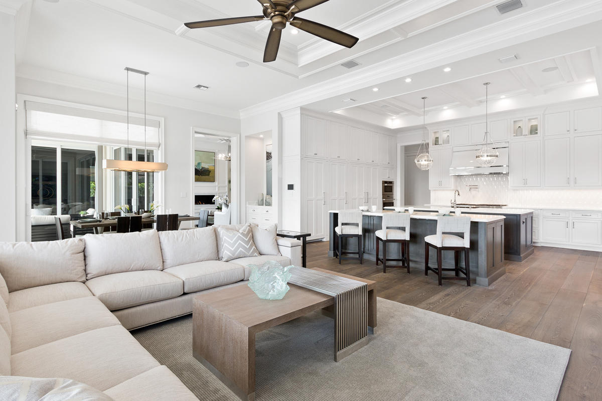 ROYAL PALM YACHT & COUNTRY CLUB - Residential