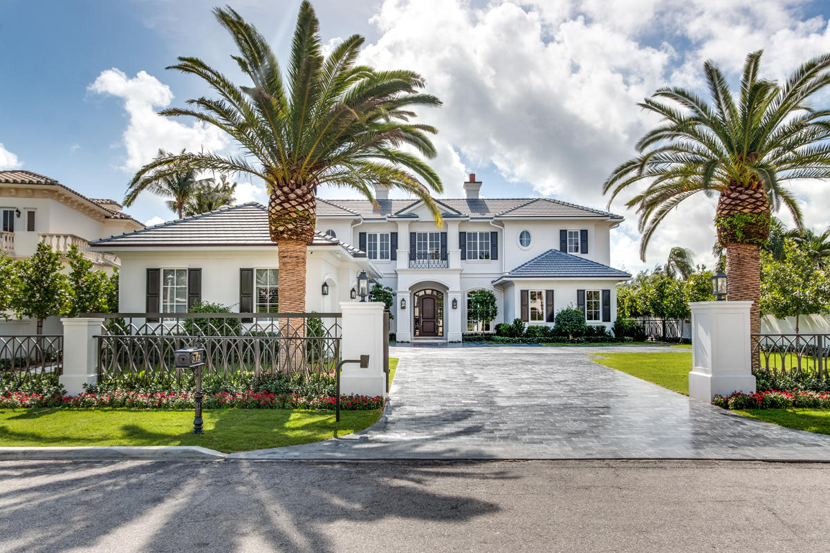 ROYAL PALM YACHT & COUNTRY CLUB - Residential