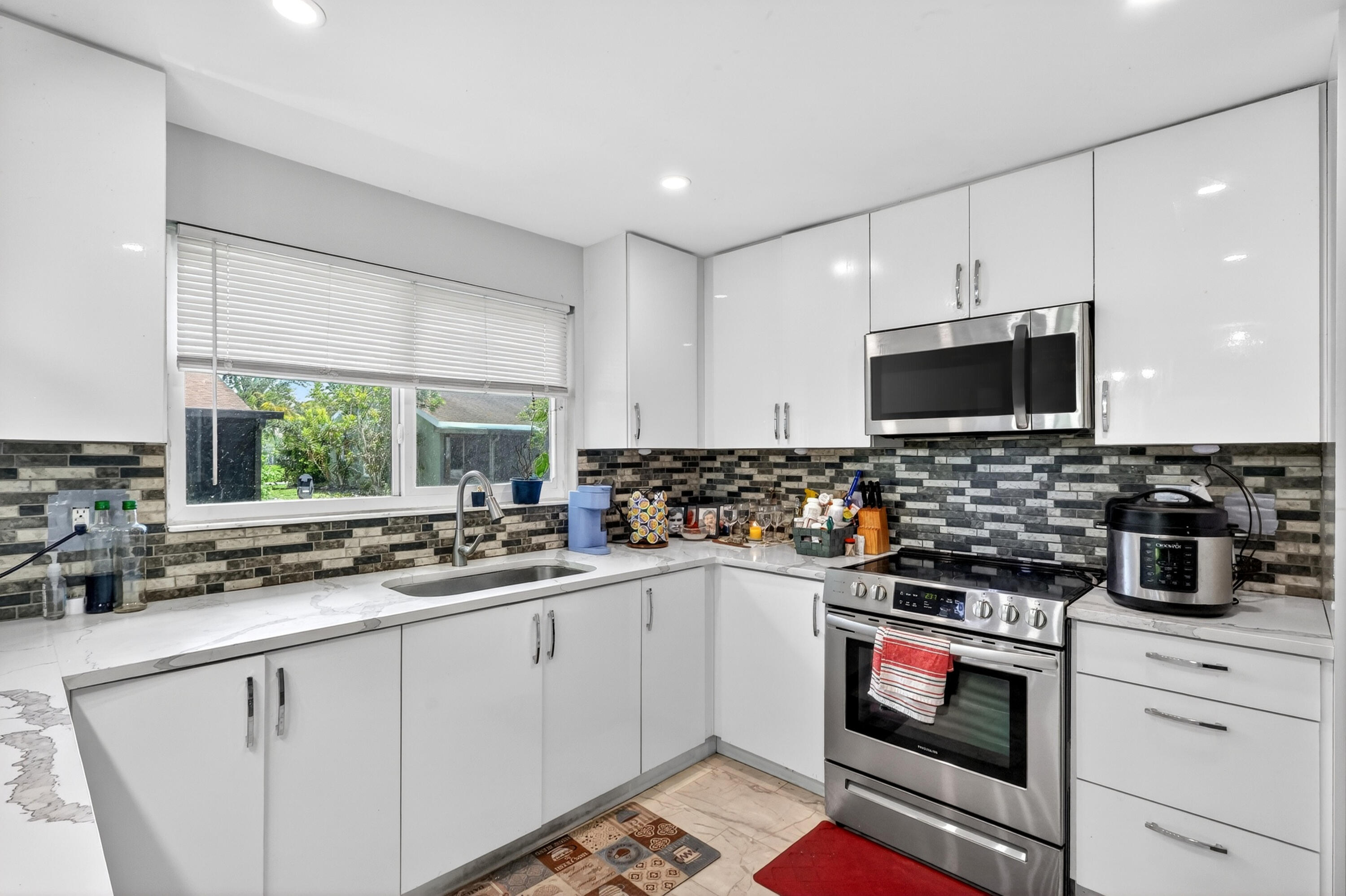 SOUTH PORT ST LUCIE UNIT 17 - Residential