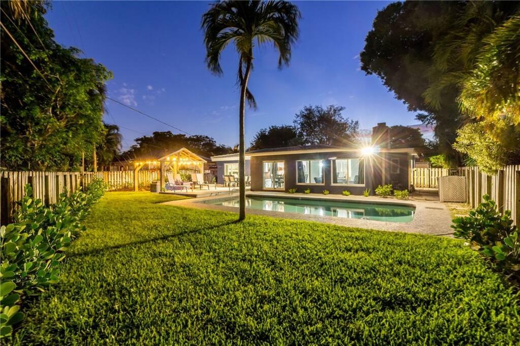 Lyons Park 33-28 B - Residential
