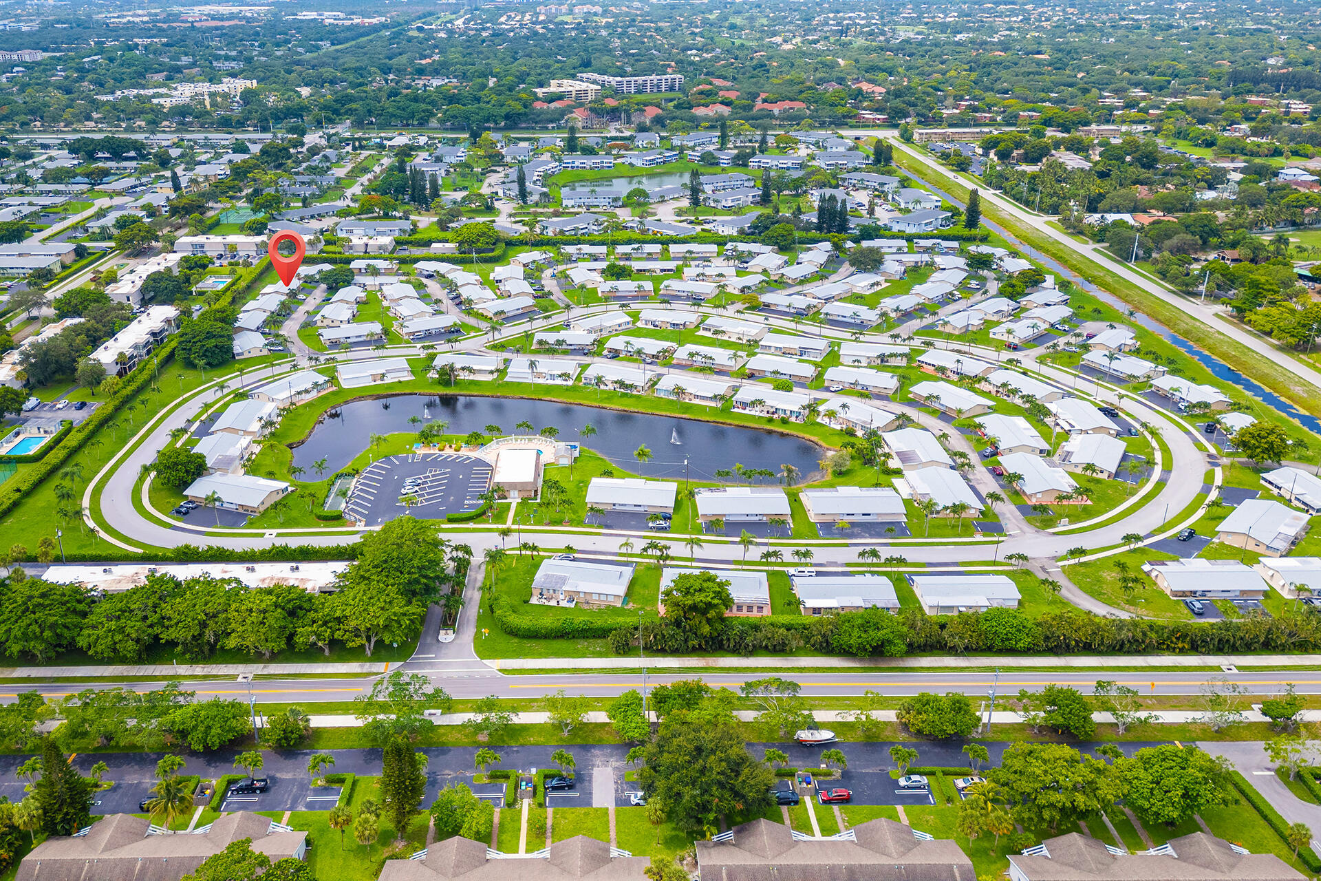Imperial Villas Condo 01-06 - Residential Lease