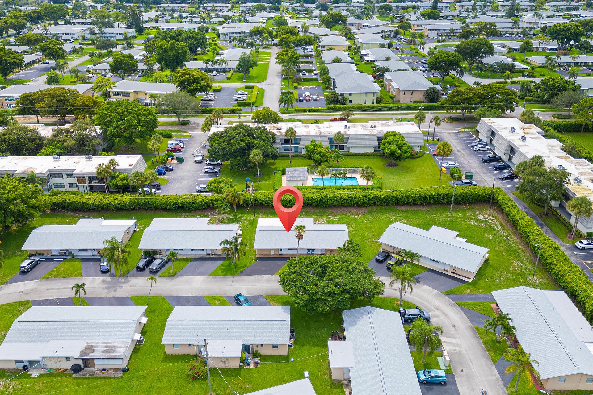 Imperial Villas Condo 01-06 - Residential Lease