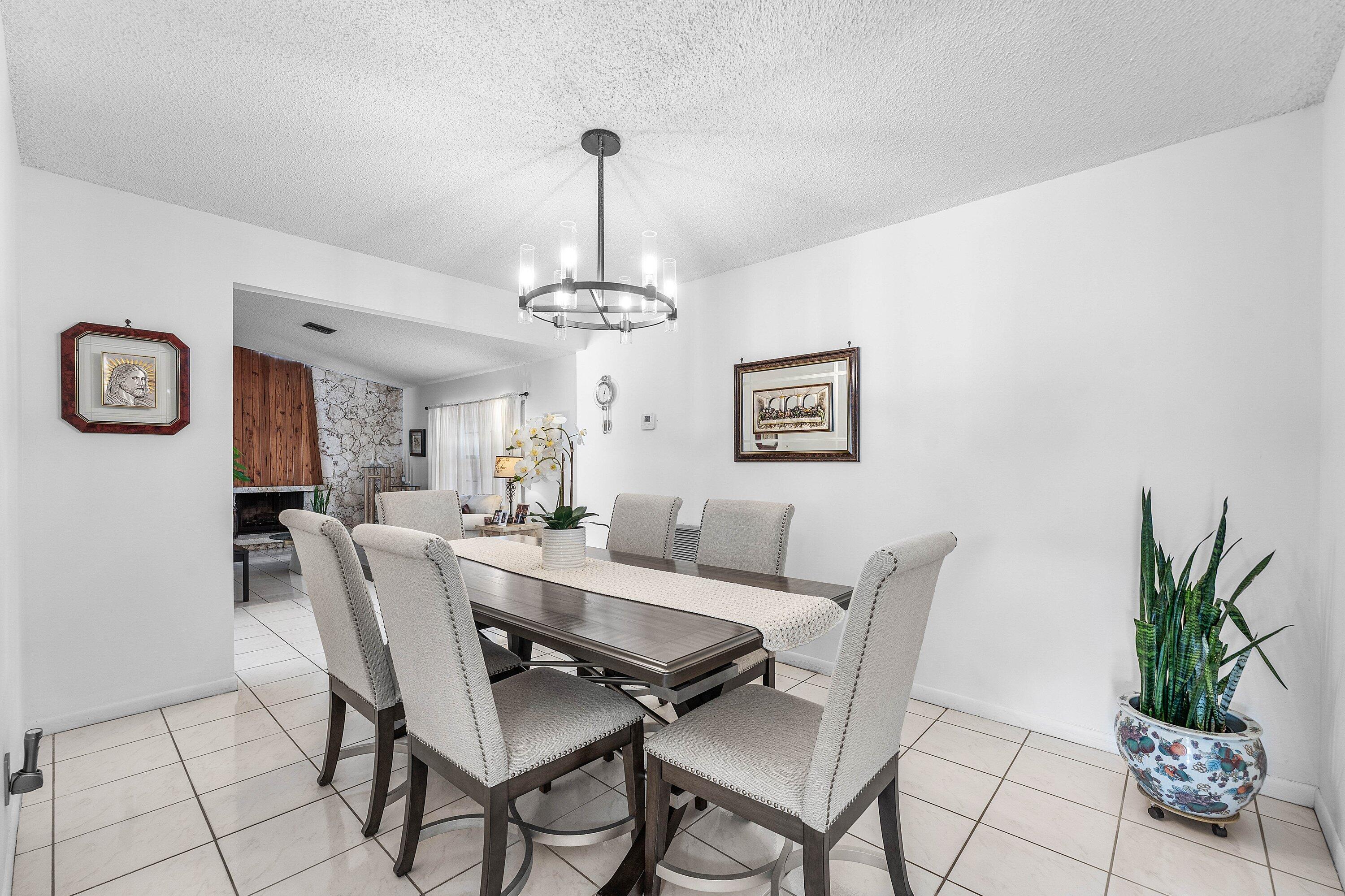 CYPRESS RUN - Residential