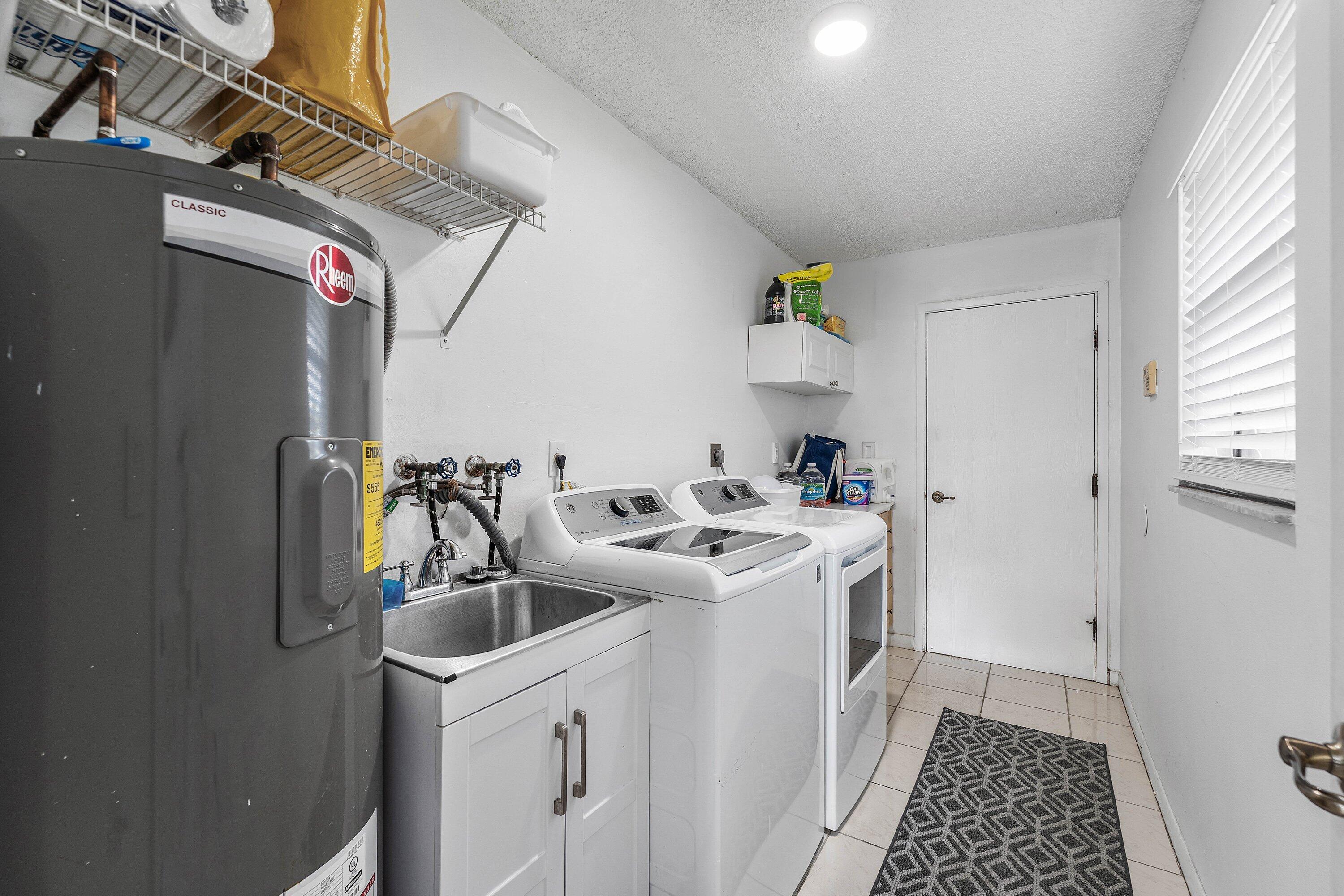 CYPRESS RUN - Residential