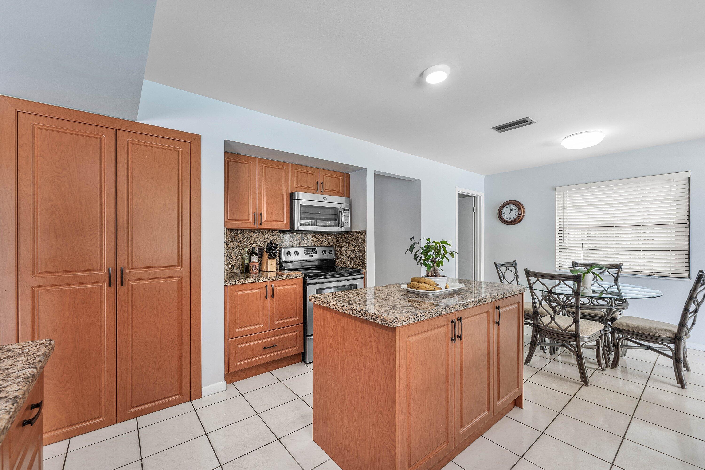 CYPRESS RUN - Residential