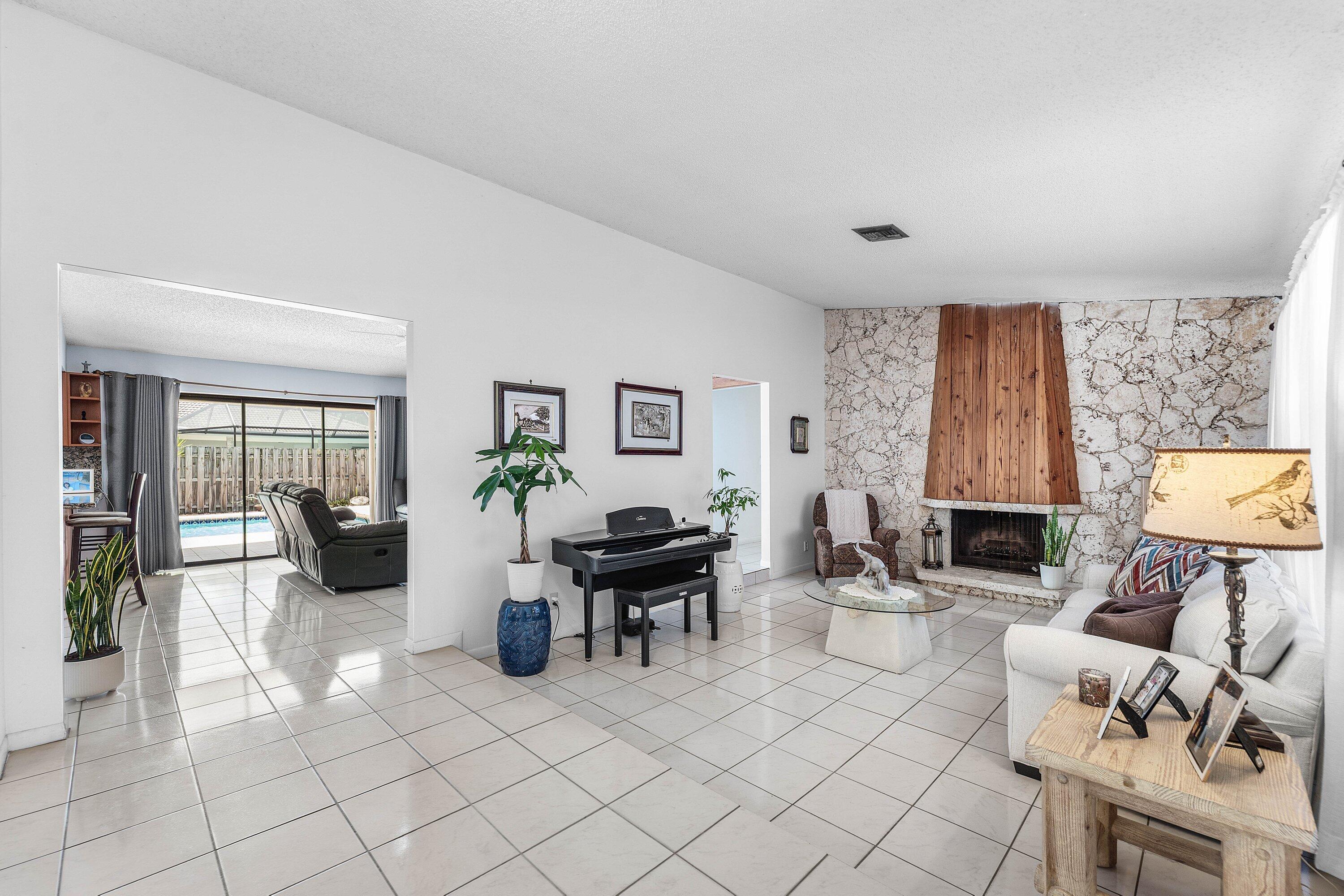 CYPRESS RUN - Residential