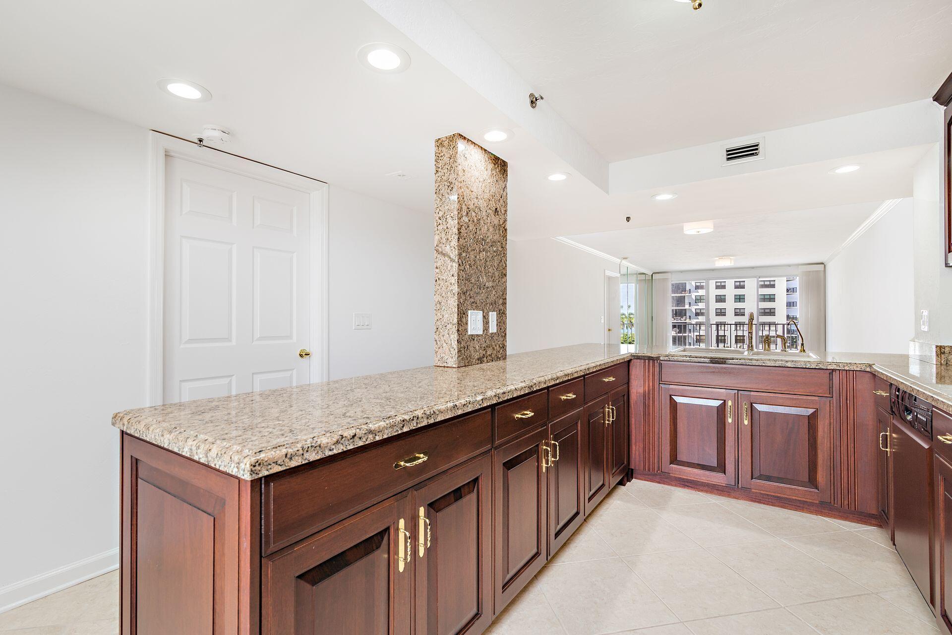 HARBOR TOWERS & MARINA CONDO - Residential Lease