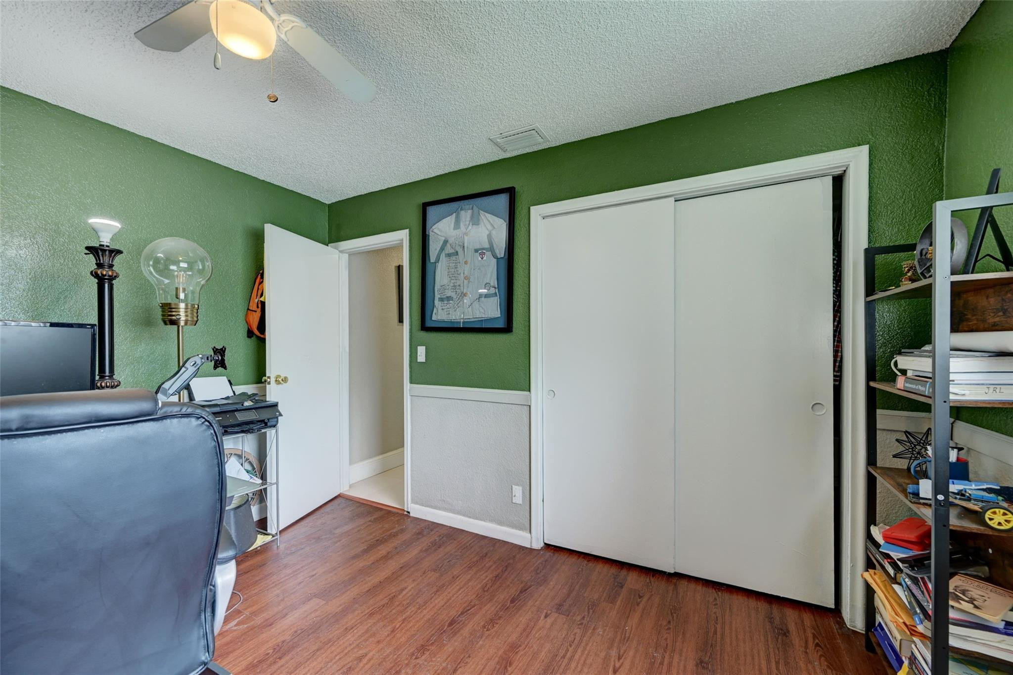 SUNRISE GOLF VILLAGE FIRST ADD - Residential Lease