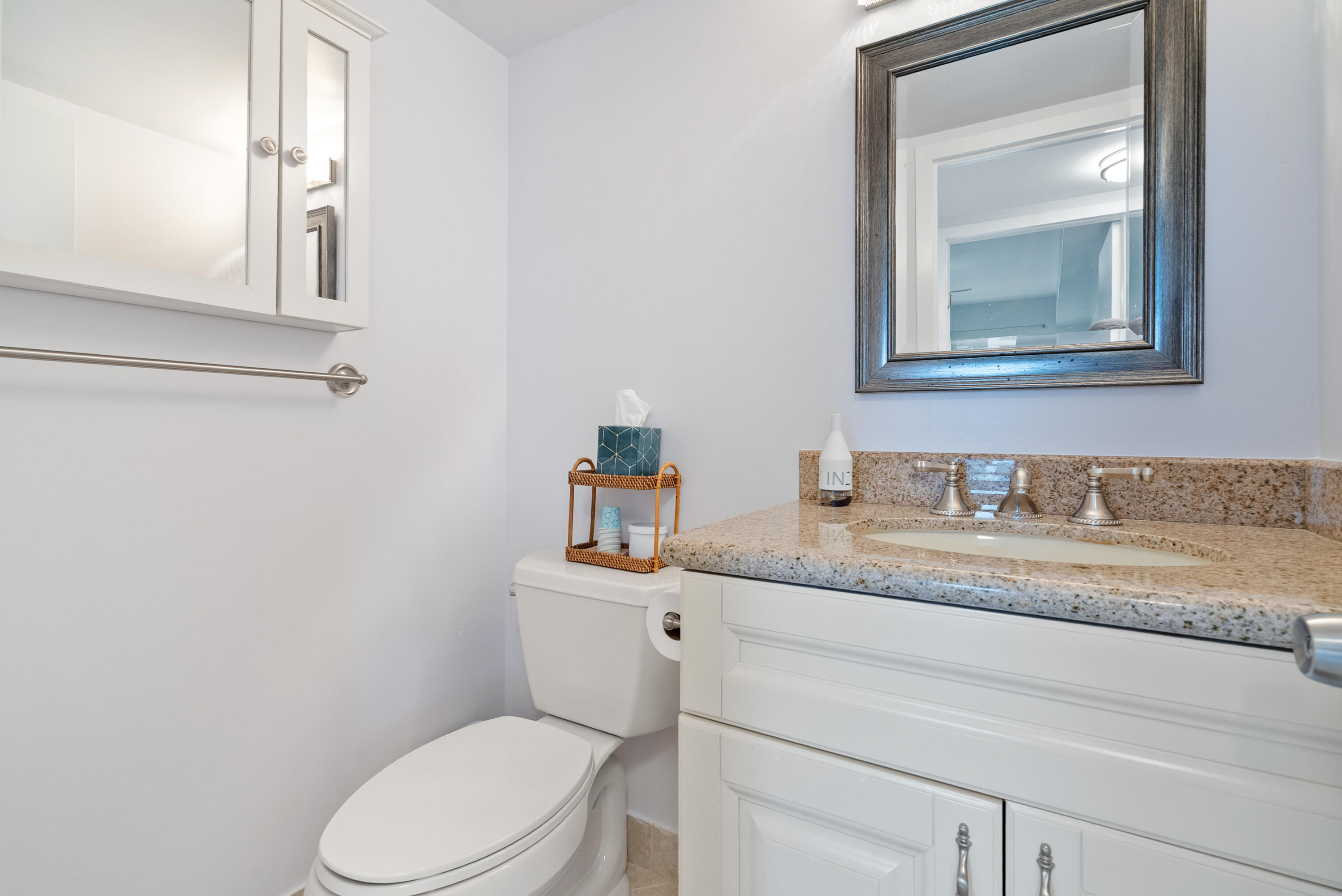 CORNWALL AT CENTURY VILLAGE CONDO - Residential Lease