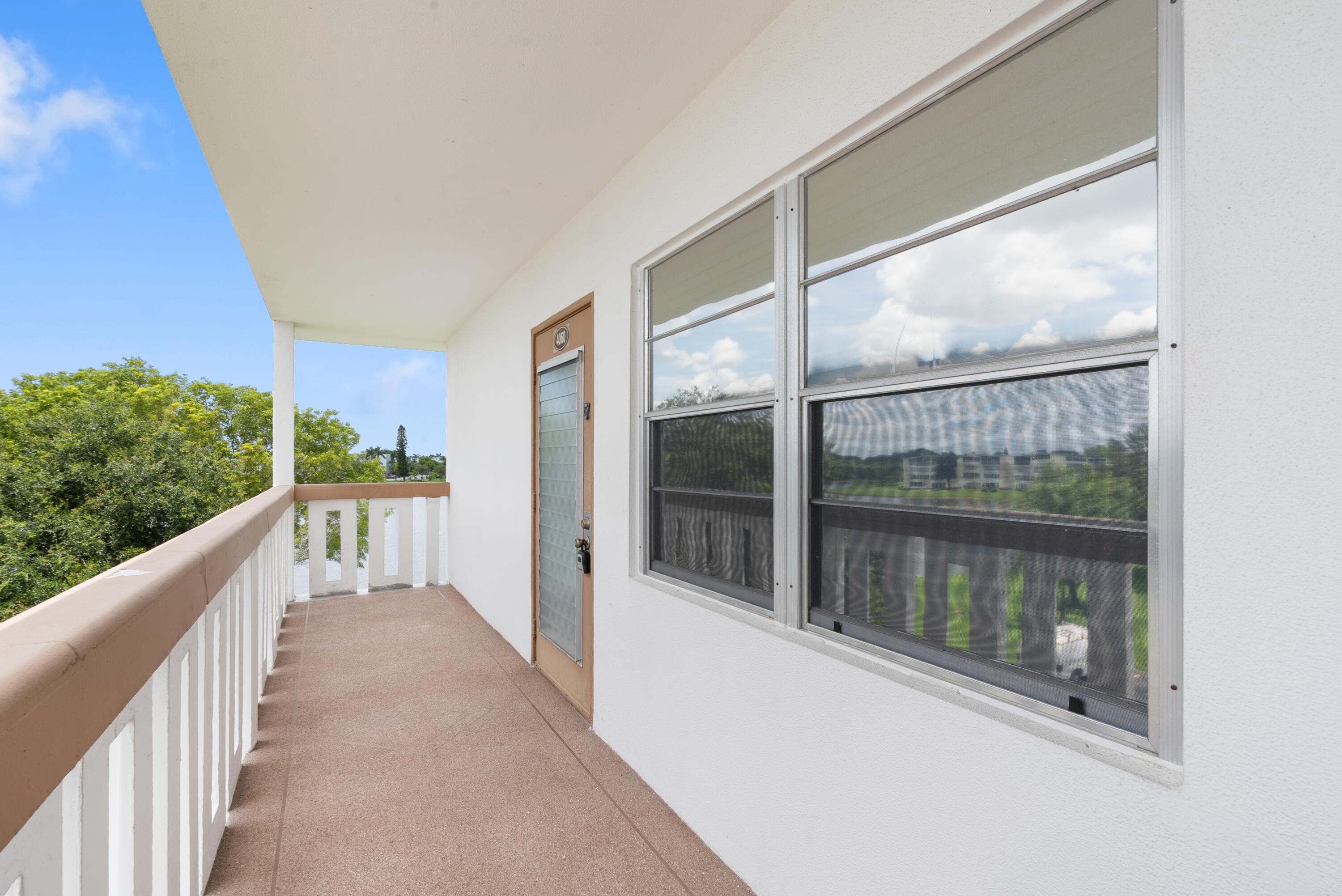 CORNWALL AT CENTURY VILLAGE CONDO - Residential Lease