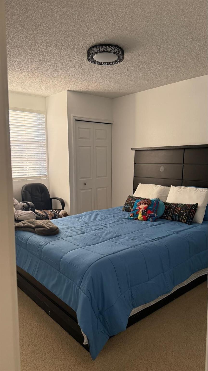 SECTOR 5 - - Residential Lease