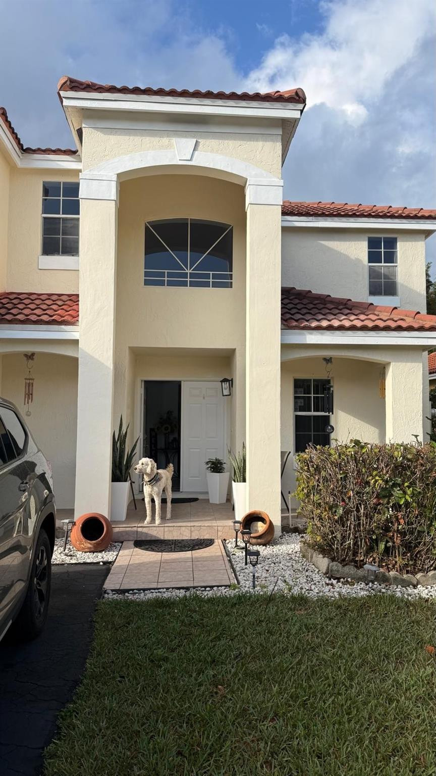 SECTOR 5 - - Residential Lease