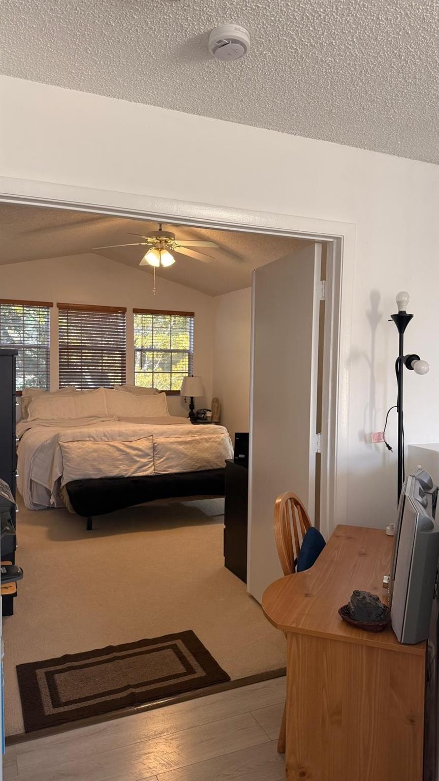 SECTOR 5 - - Residential Lease