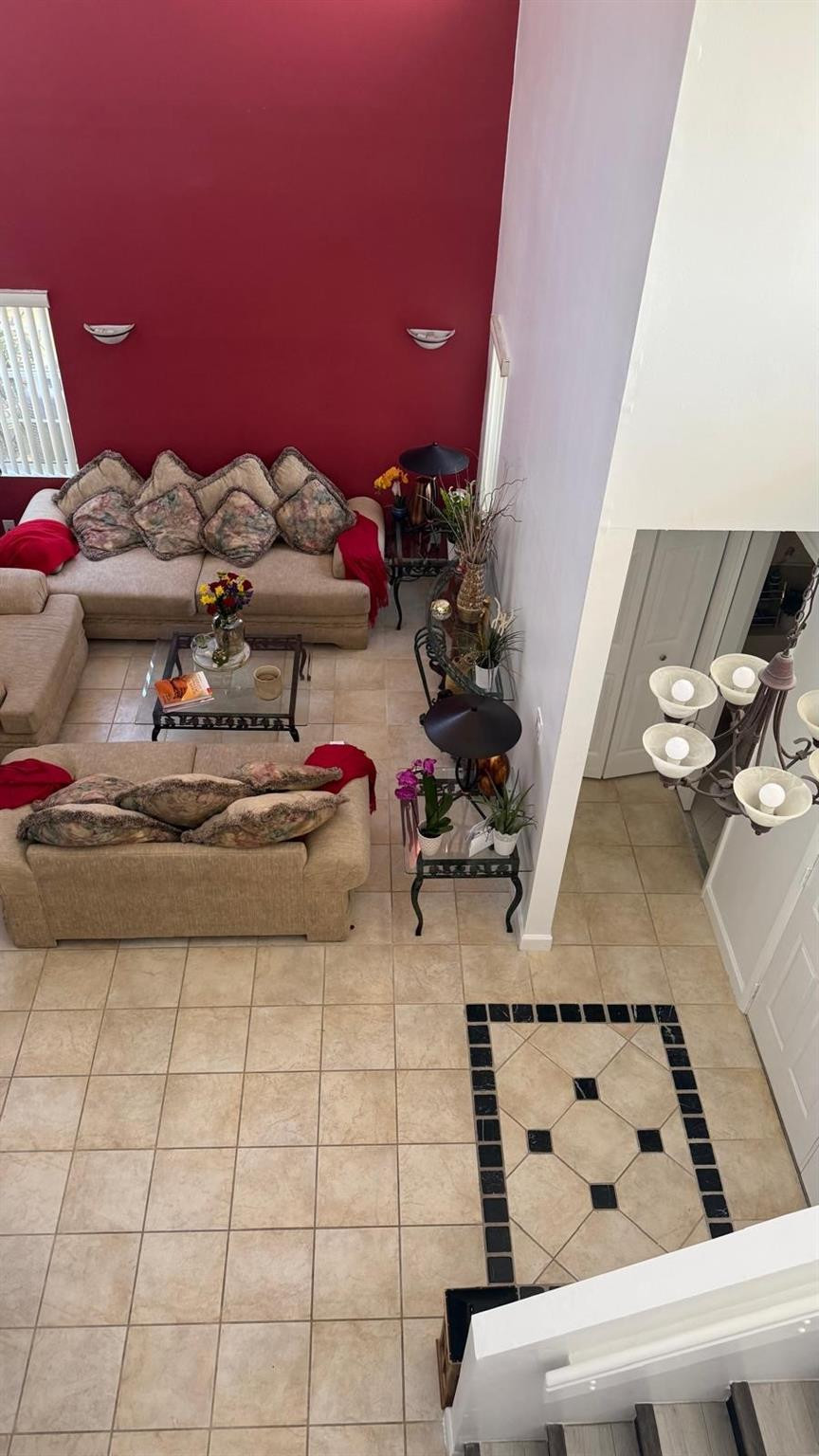 SECTOR 5 - - Residential Lease