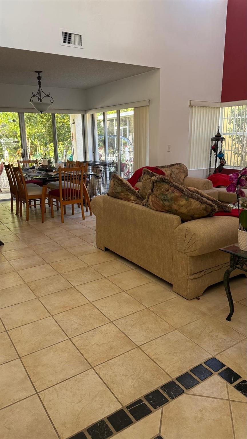 SECTOR 5 - - Residential Lease