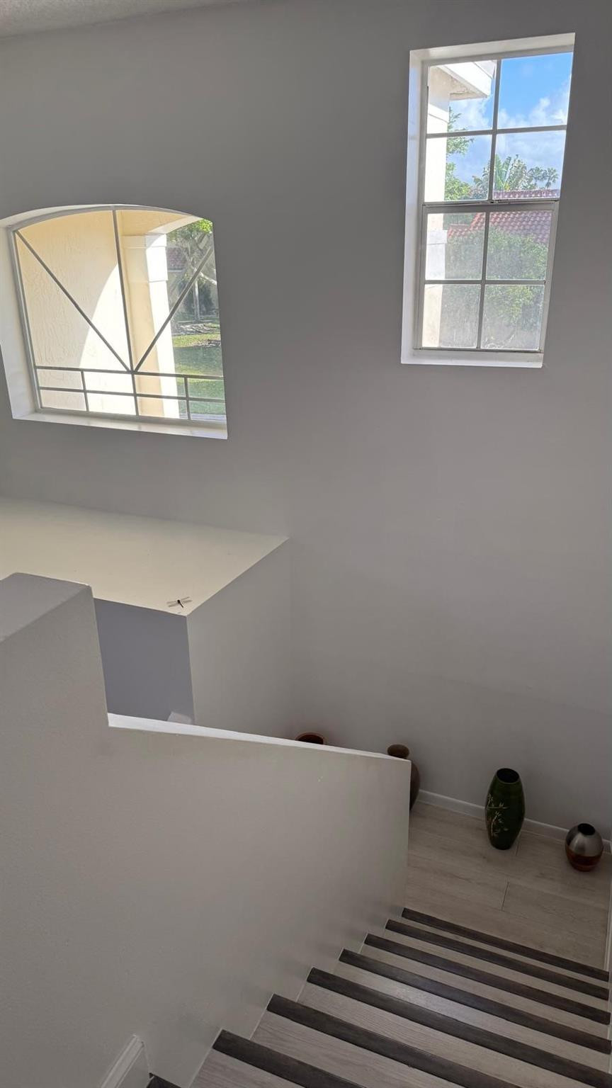 SECTOR 5 - - Residential Lease