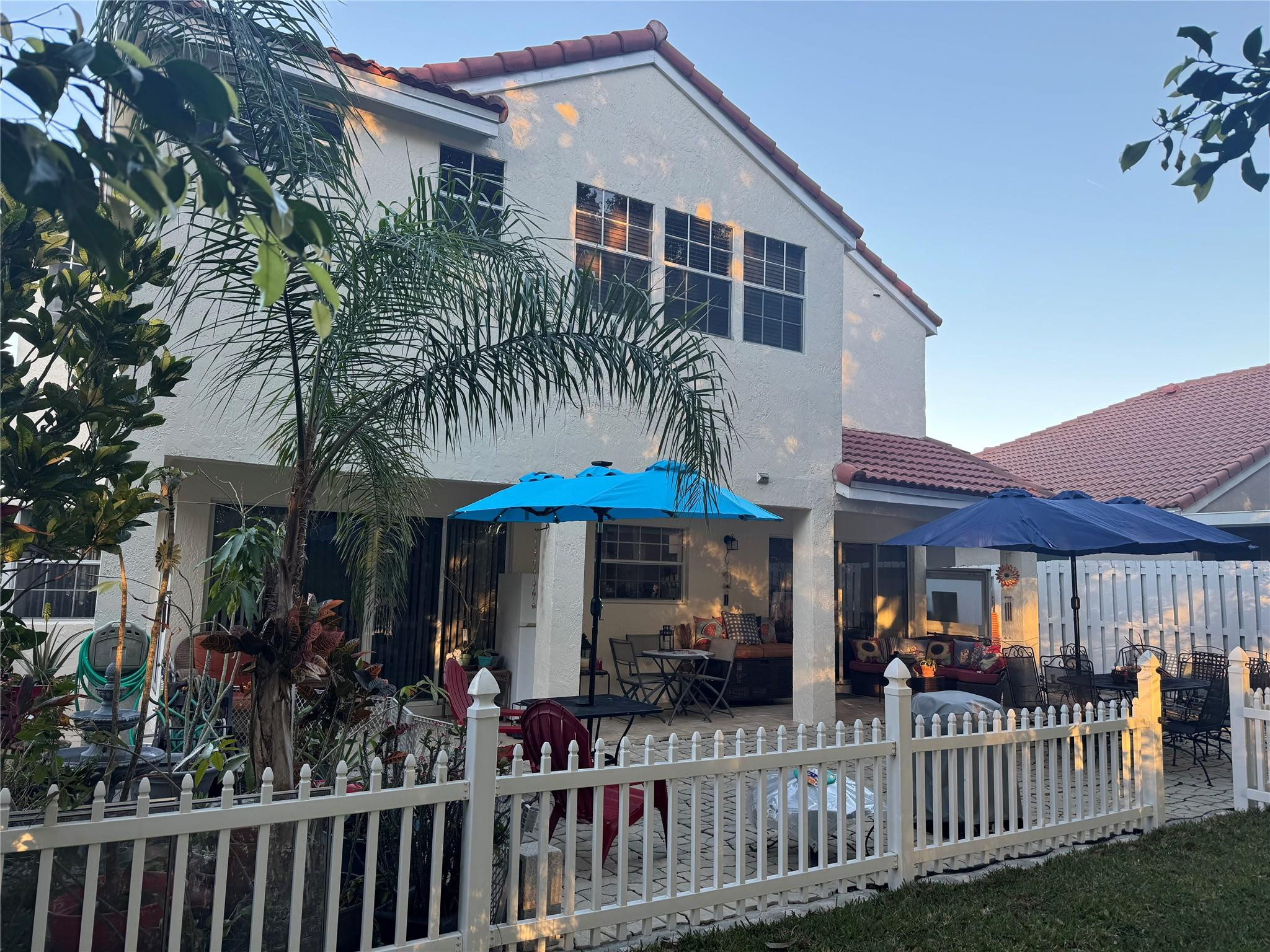 SECTOR 5 - - Residential Lease