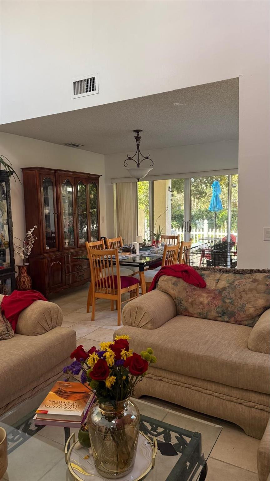 SECTOR 5 - - Residential Lease