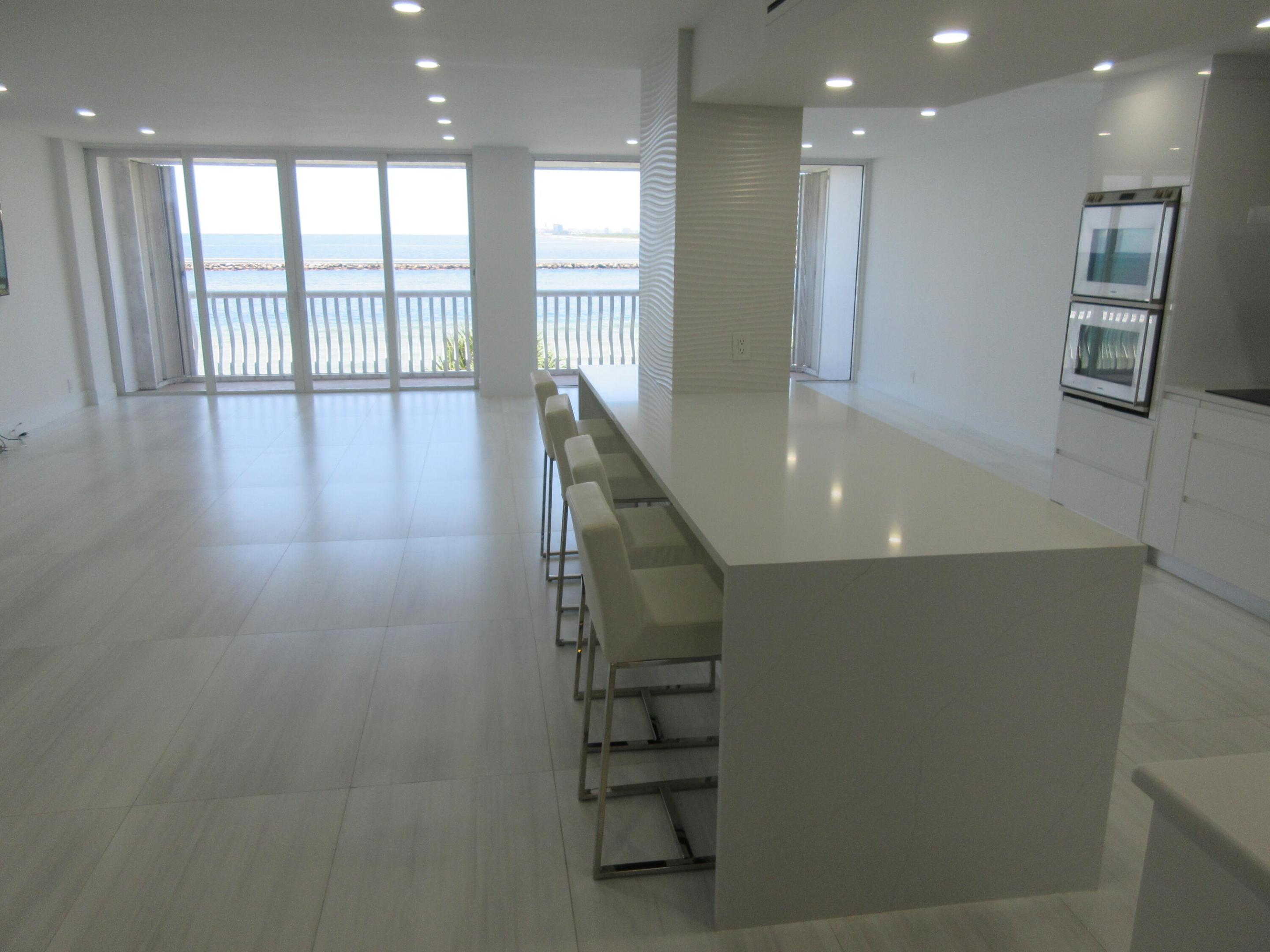 POINT OF AMERICAS PHASE II CONDO - Residential