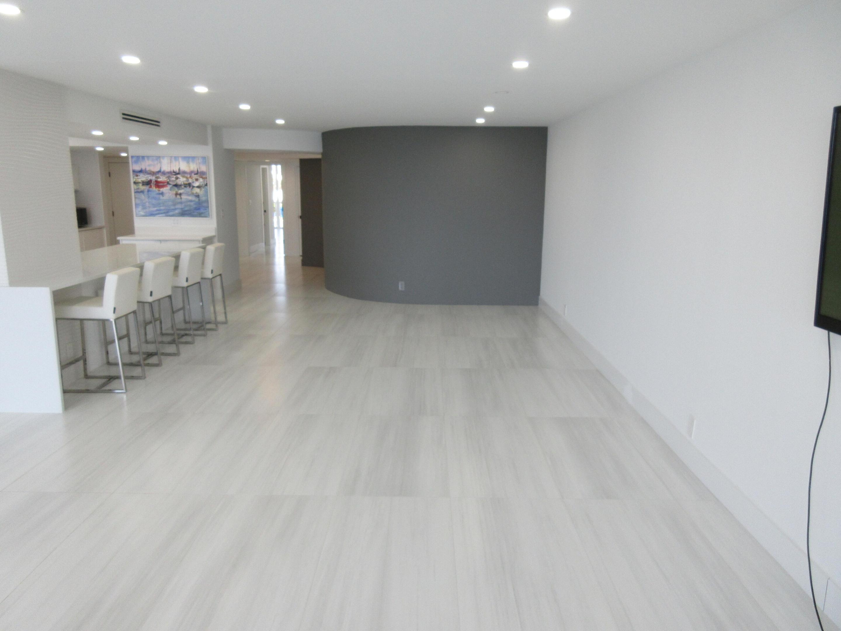 POINT OF AMERICAS PHASE II CONDO - Residential