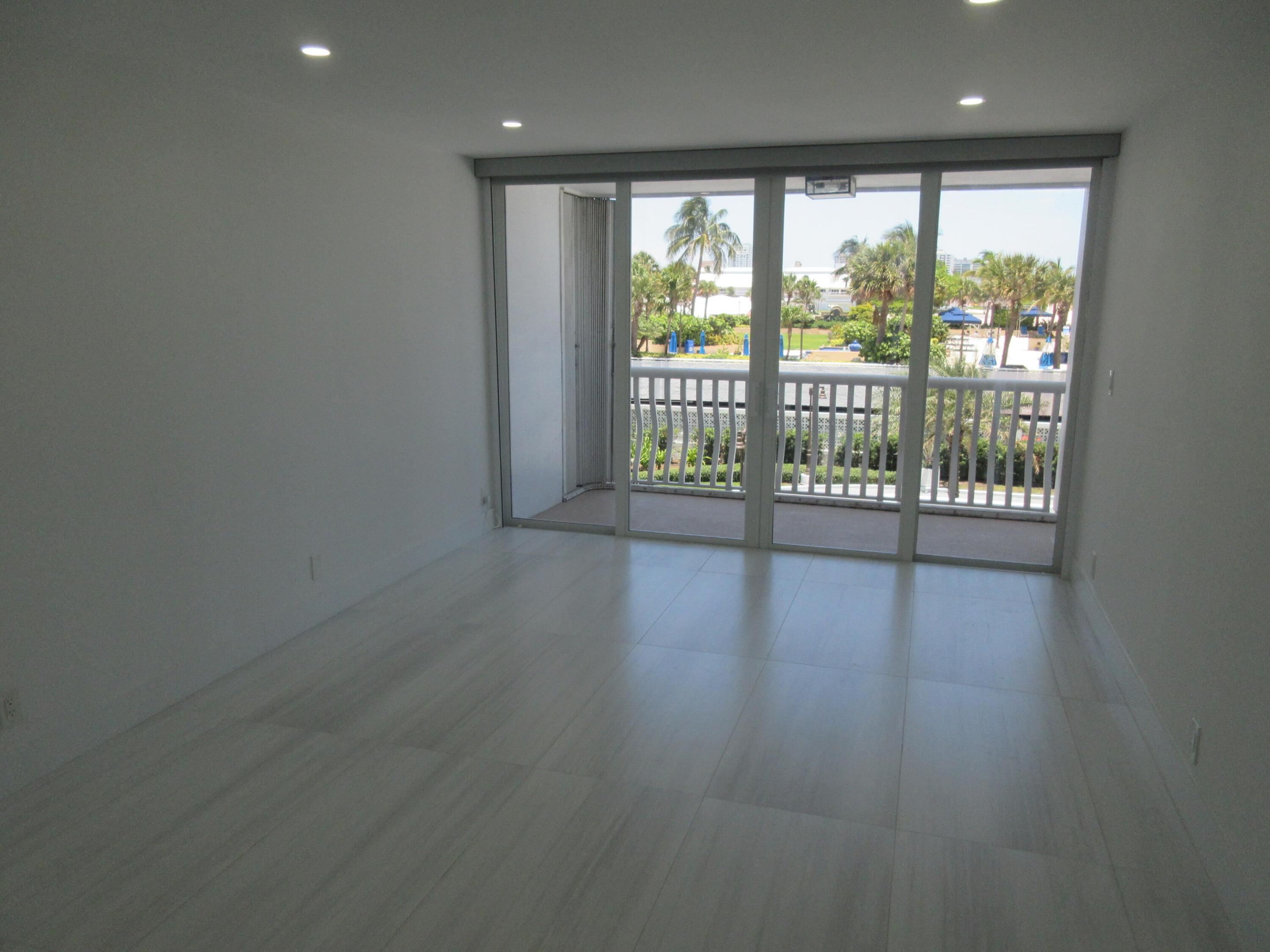 POINT OF AMERICAS PHASE II CONDO - Residential