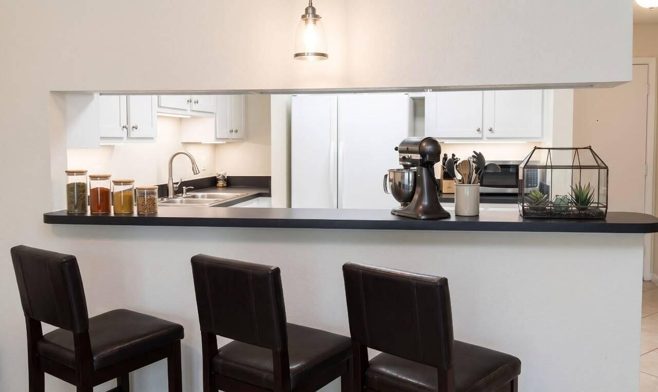 ARBOR KEYS CONDO - Residential