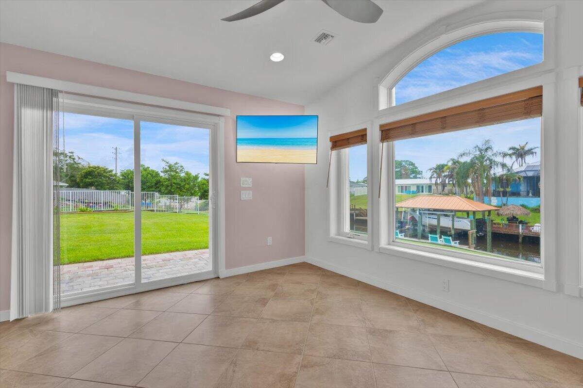 PORT ST LUCIE SECTION 6 - Residential