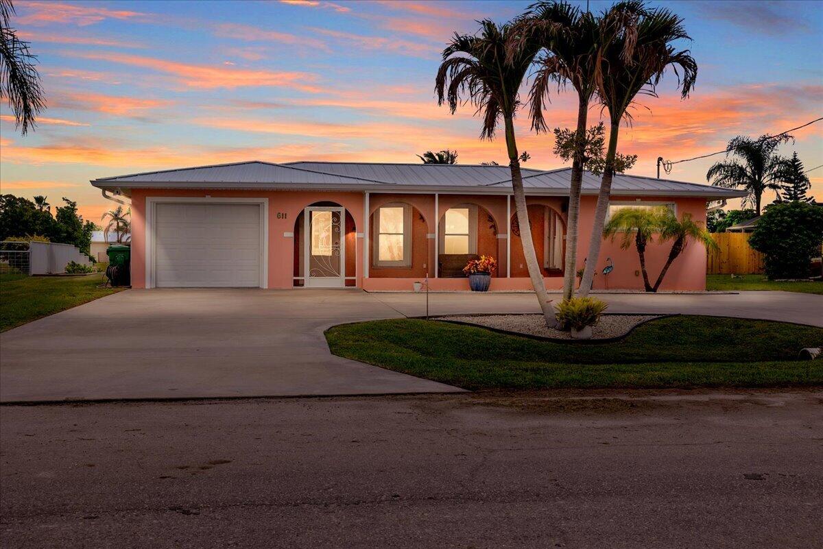 PORT ST LUCIE SECTION 6 - Residential
