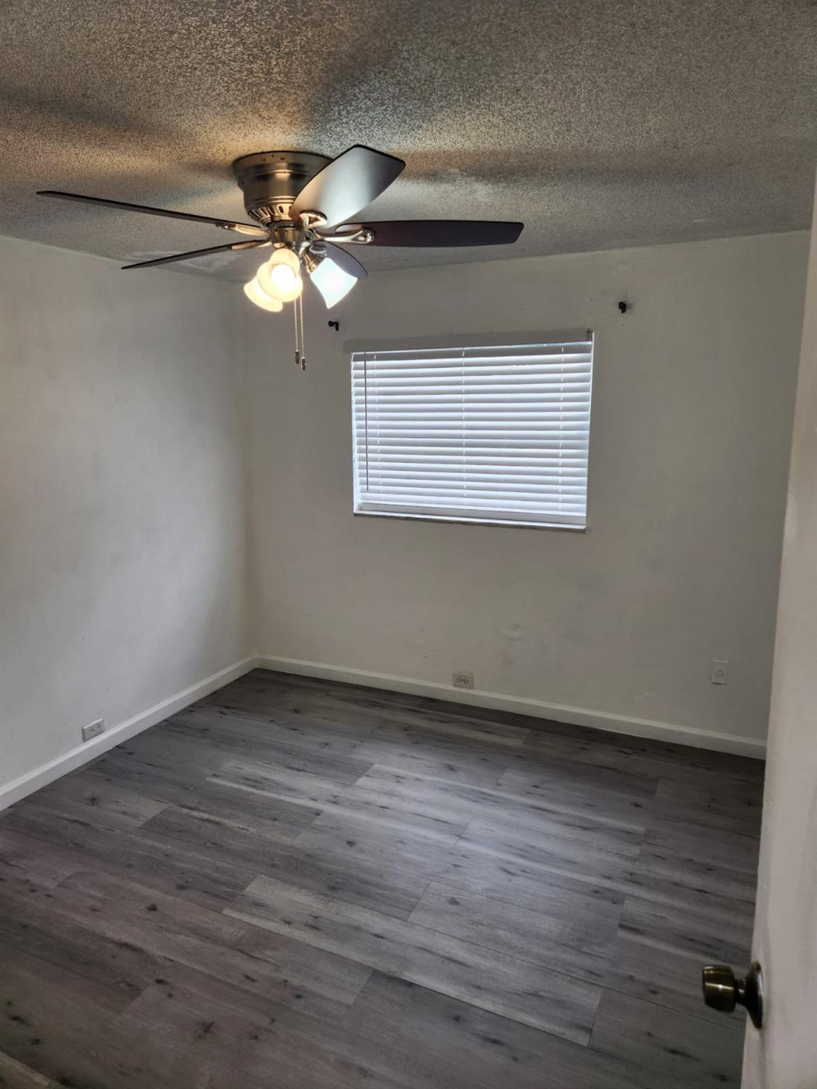 SUNRISE GOLF VILLAGE SEC SIX - Residential Lease