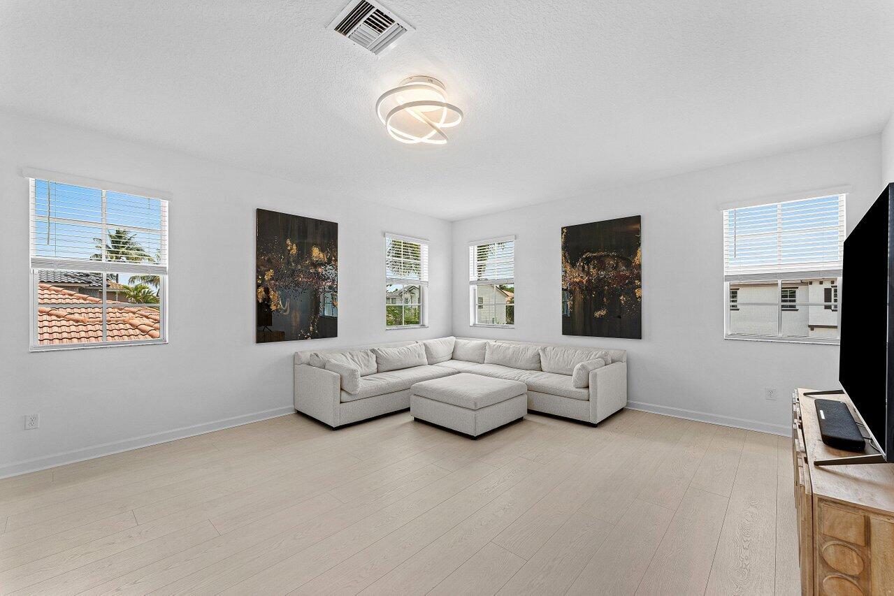 BOYNTON WATERS WEST 2 - Residential