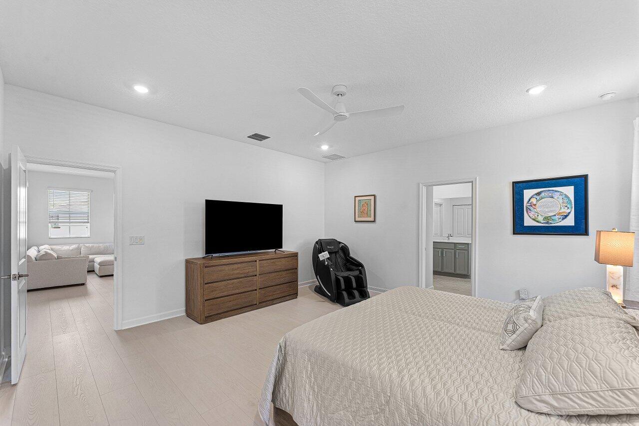 BOYNTON WATERS WEST 2 - Residential