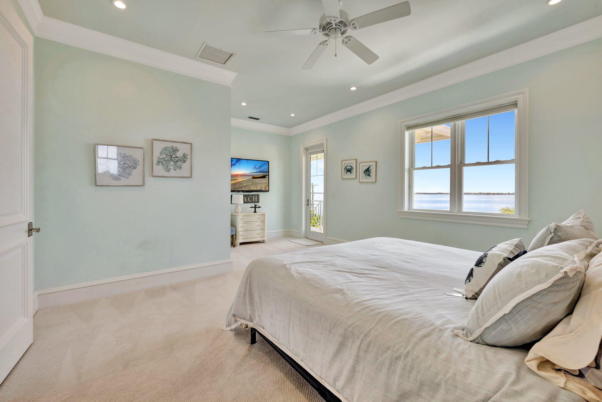 DIAMOND SANDS - Residential
