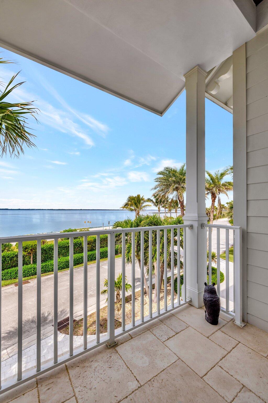 DIAMOND SANDS - Residential