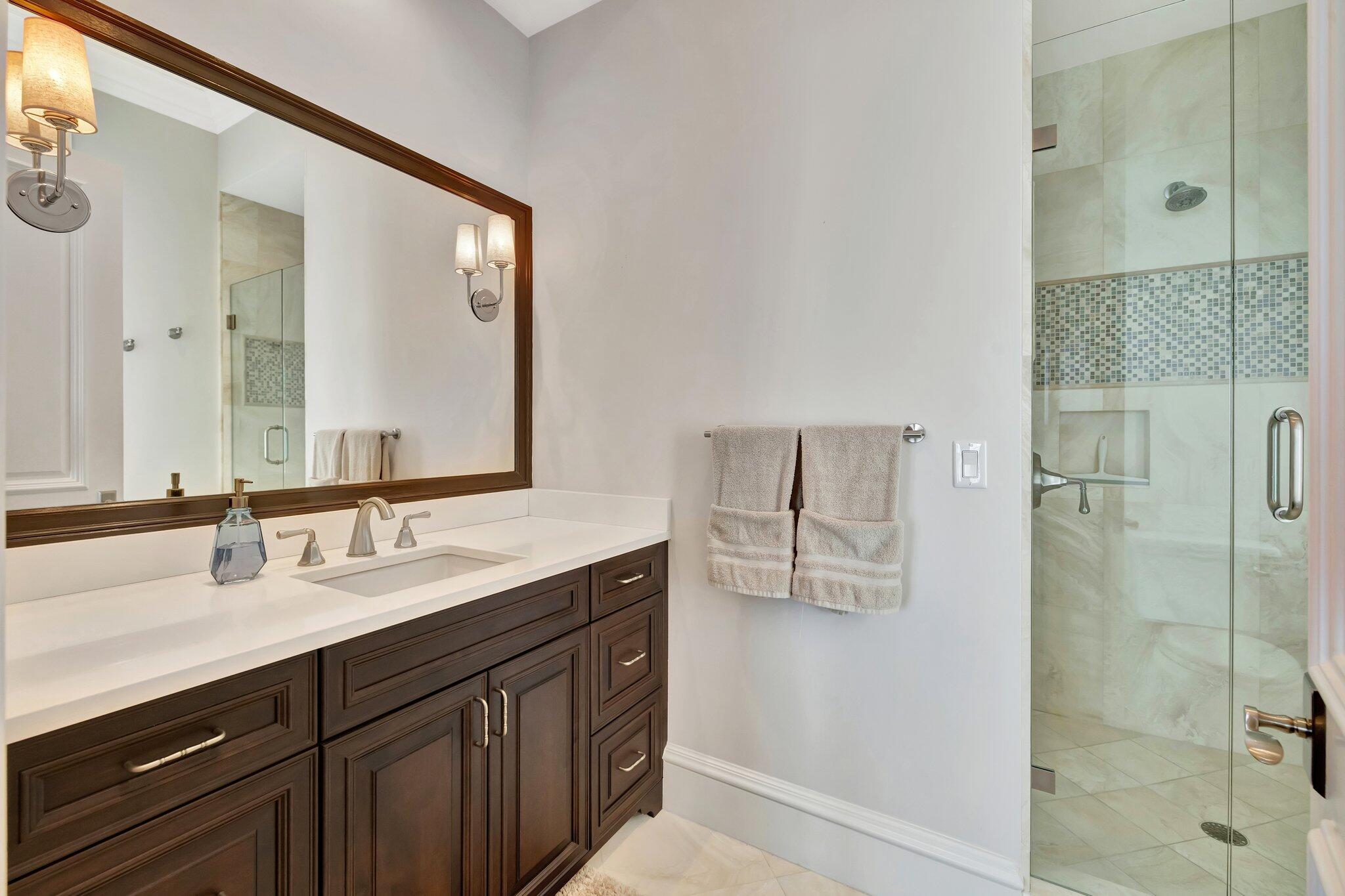 DIAMOND SANDS - Residential
