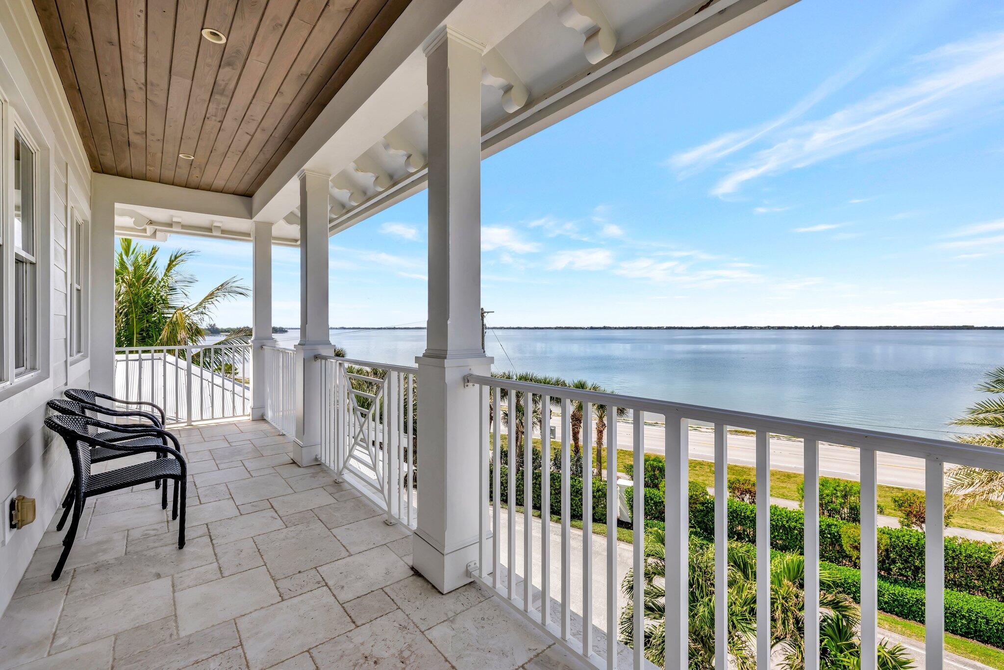 DIAMOND SANDS - Residential