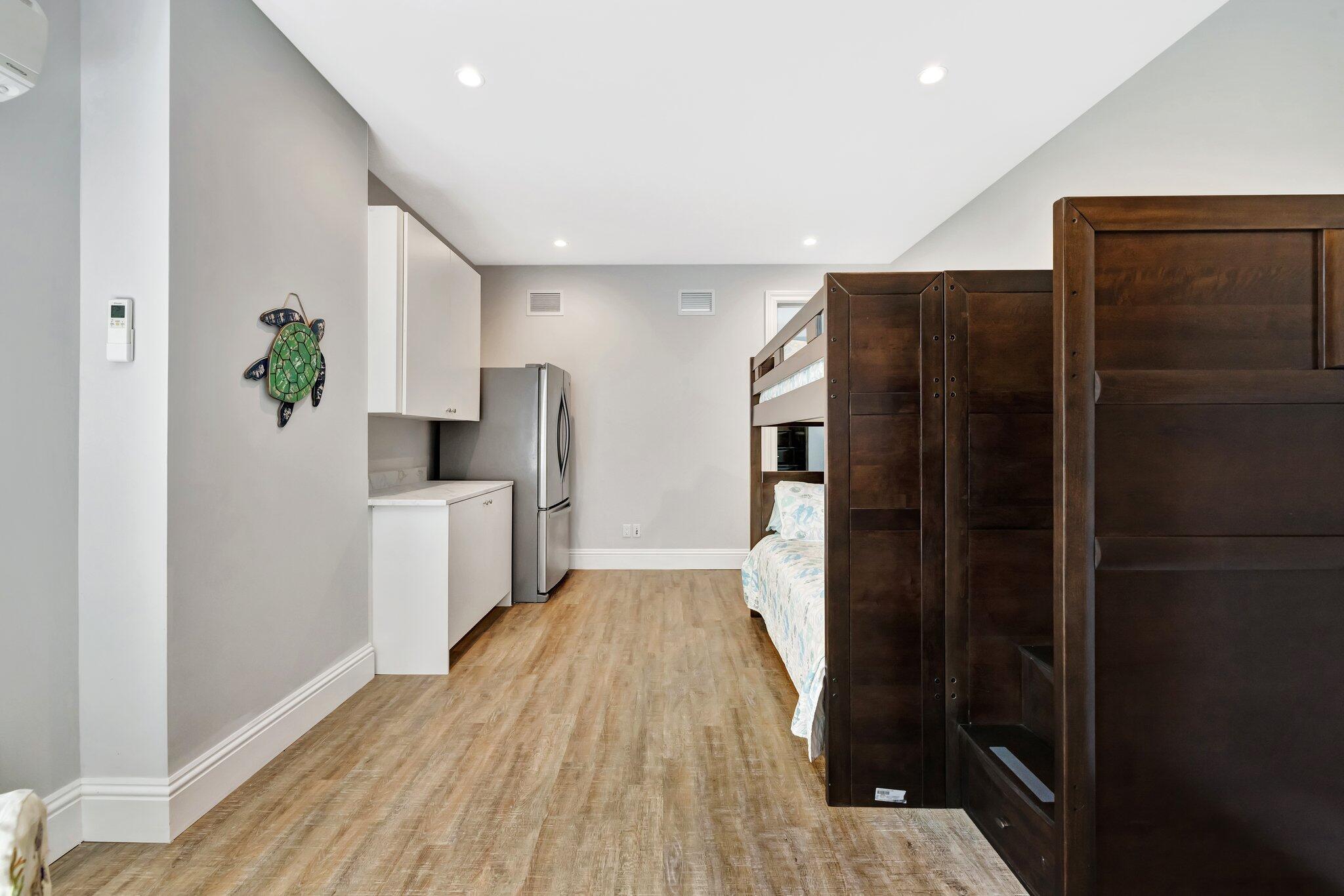 DIAMOND SANDS - Residential
