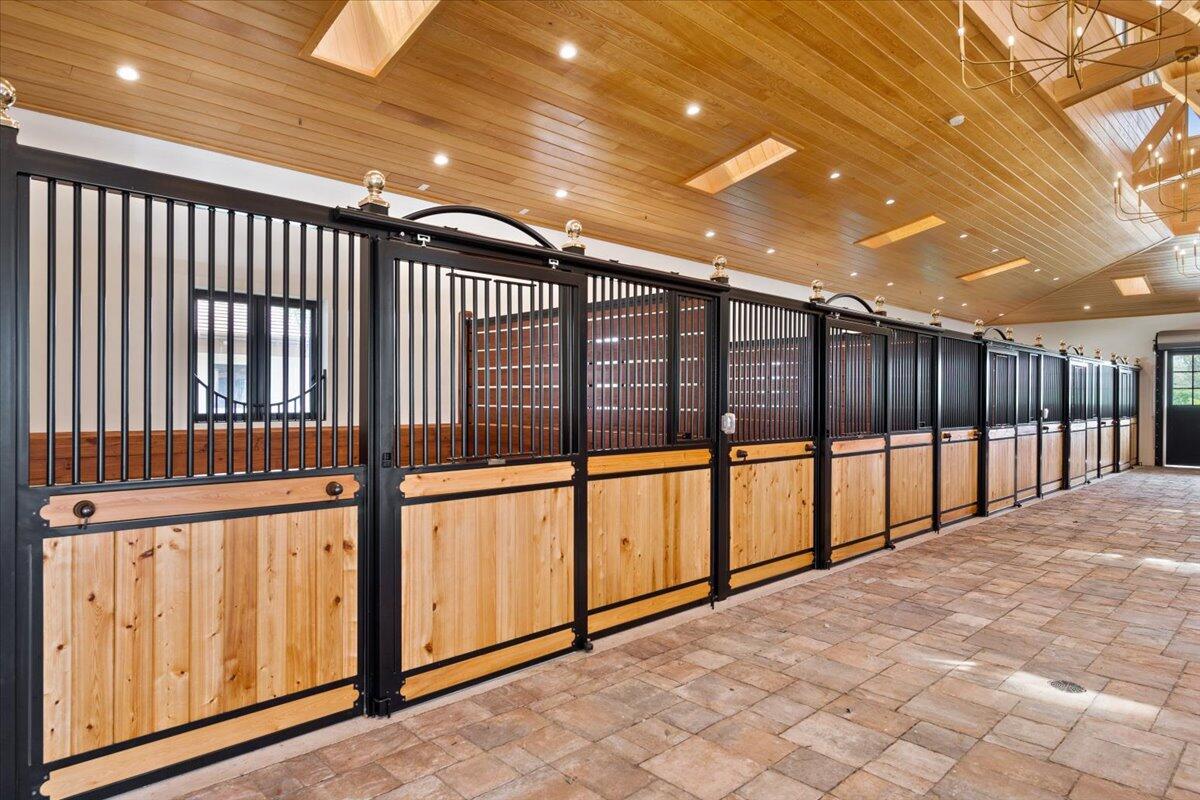 LTS 8A & 9A FARMS AT EQUESTRIAN CLUB REP - Residential