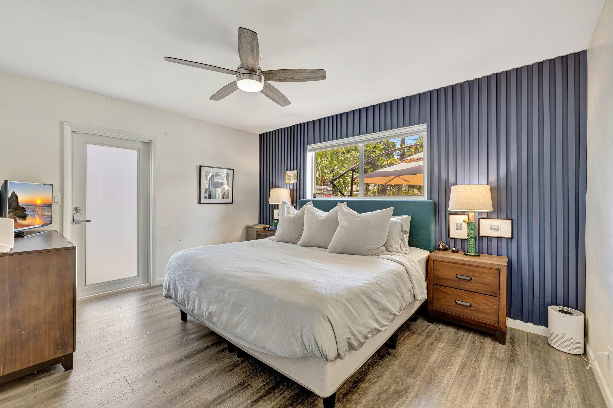 SUN SET MANORS FIRST ADD - Residential