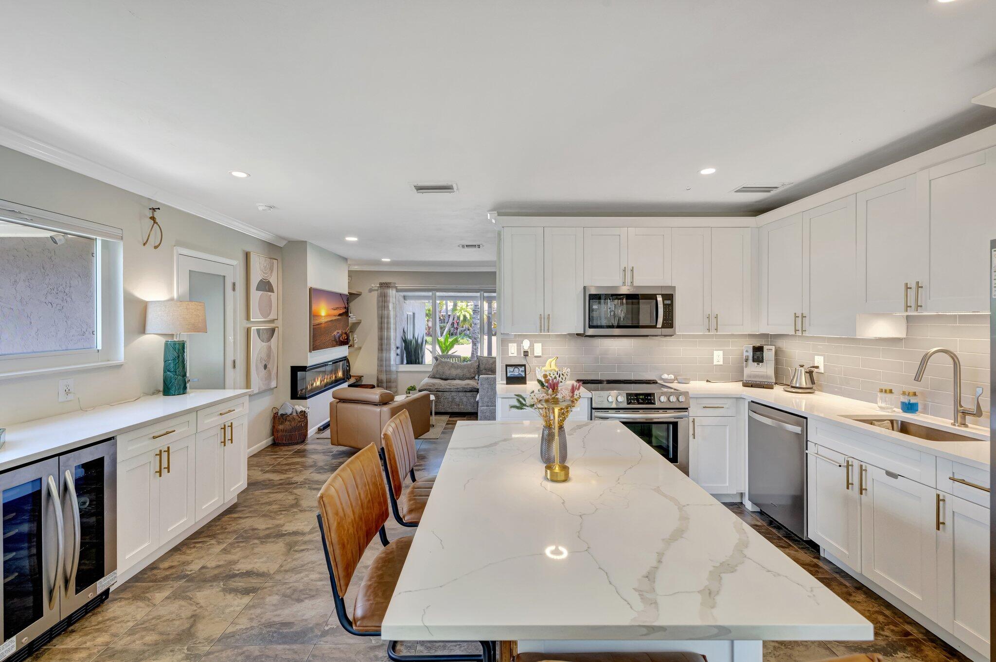 SUN SET MANORS FIRST ADD - Residential