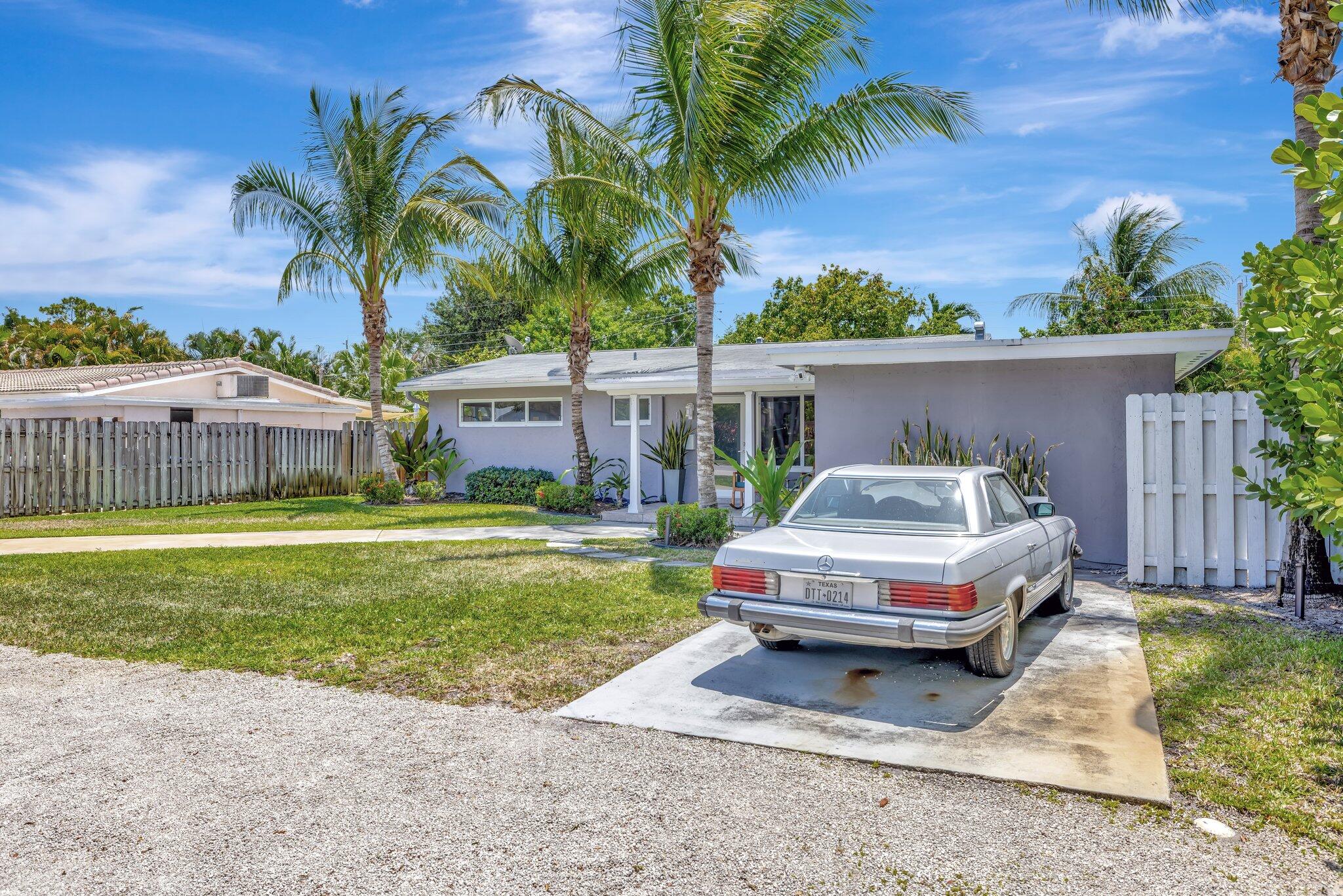 THIS GORGEOUS 2 BED 2 BA HOME HAS AN ADU THAT IS PERFECT AS A RENTAL(25K ANNUALLY) MAKING A 3RD BED AND BATH. AIRBNB, PRIMARY BEDROOM OR PERFECT FOR FAMILIES, THROUPLES OR COUPLES FOR SPACE AND PRIVACY. RENOVATED INSIDE AND OUT ON A GORGEOUS LOT WITH PLENTY OF ROOM TO SPEND LUXURIOUS DAYS OUTSIDE WITH FRIENDS OR SPEND THEM INSIDE RELAXING. THE SCHOOLS ARE EXCELLENT. IMPACT THROUGHOUT . THE ADU IS ITS OWN SUITE WHERE THE CURRENT OWNERS AIRBNB REGULARLY. THE HOME IS WALKING DISTANCE WITON RESTAURANTS, BARS, NIGHTLIFE, YET QUIET AND PEACEFUL KITCHEN HAS BEEN RENOVATED. THE FLOORING IS NEUTRAL / NEWER. PART TIME/ YR ROUND. EXCITEMENT CAN BE BROUGH HOME BC YOU ARE SO CLOSE TO EVERYTHING. THIS HOME IS THE ULTIMATE SPOT . VACATION CAPITAL OF THE WORLD. BRING YOUR TOOTHBRUSH AND SOAK UP PARADISE!